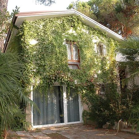 Villa Francesca Lignano Sabbiadoro Dış mekan fotoğraf